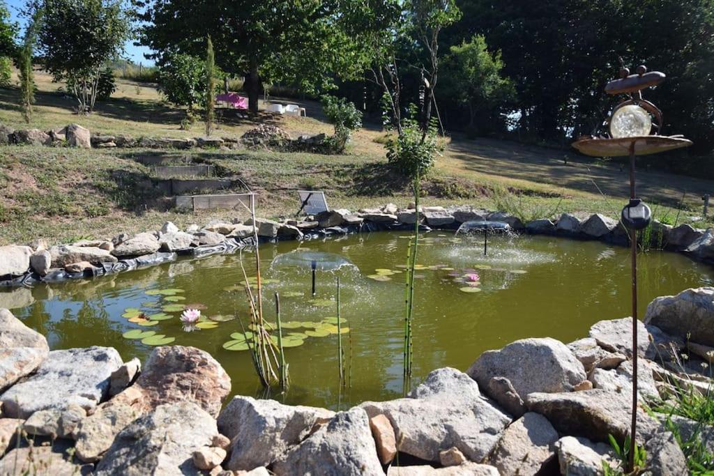 Le Petit Paradis, Mini Maison,Nature,Confort,Calme Saint-Julien-le-Petit Luaran gambar